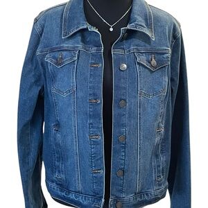 TIME AND TRUE Classic core Jean Jacket Blue Denim Button Up Pockets SZ L
